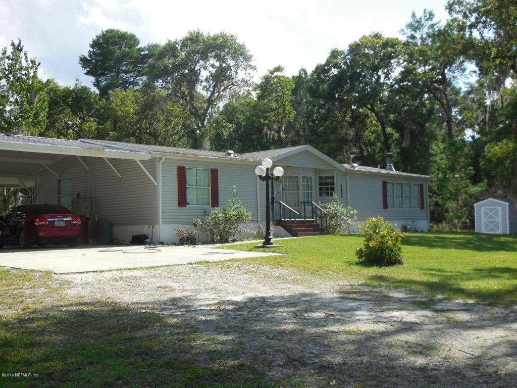 Property Photo: 409 2nd Avenue FL 32189