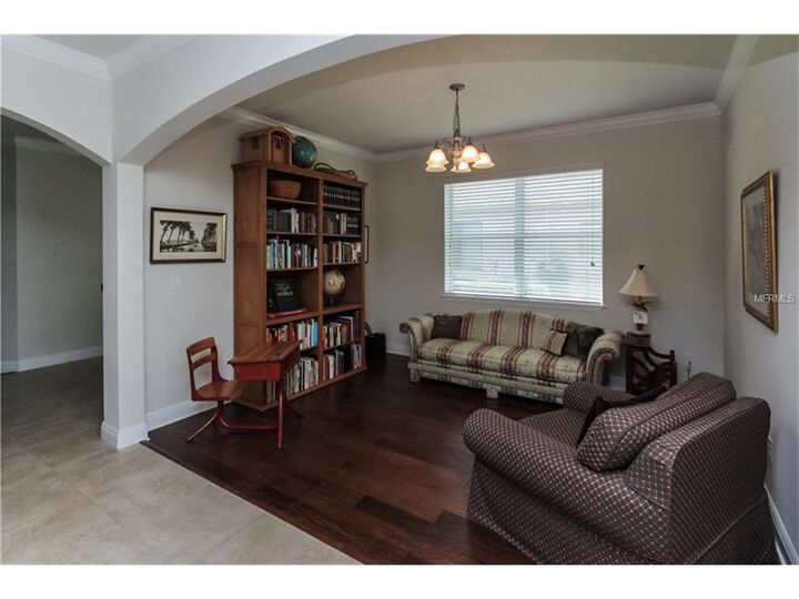 Property Photo:  3306 Mapleridge Drive  FL 33558 