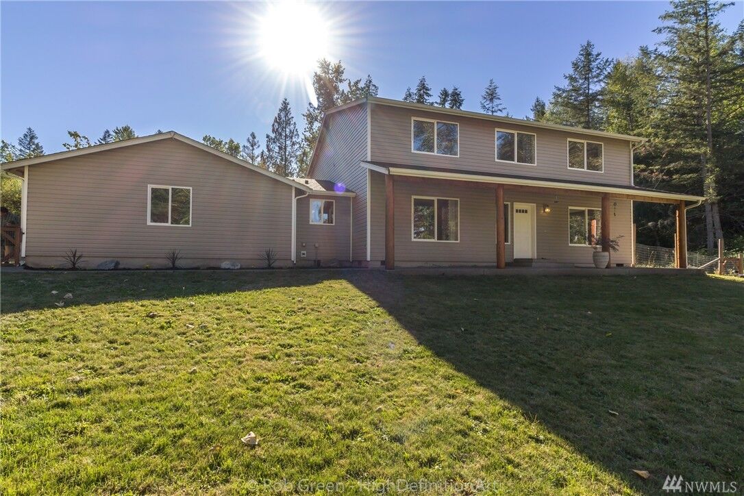 Property Photo:  33620 70th Ave S  WA 98580 