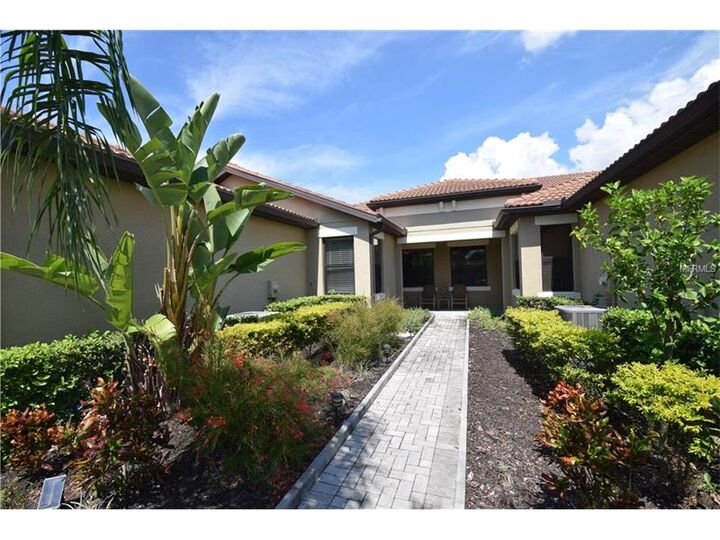 Property Photo: 11024 Campazzo Drive FL 34292