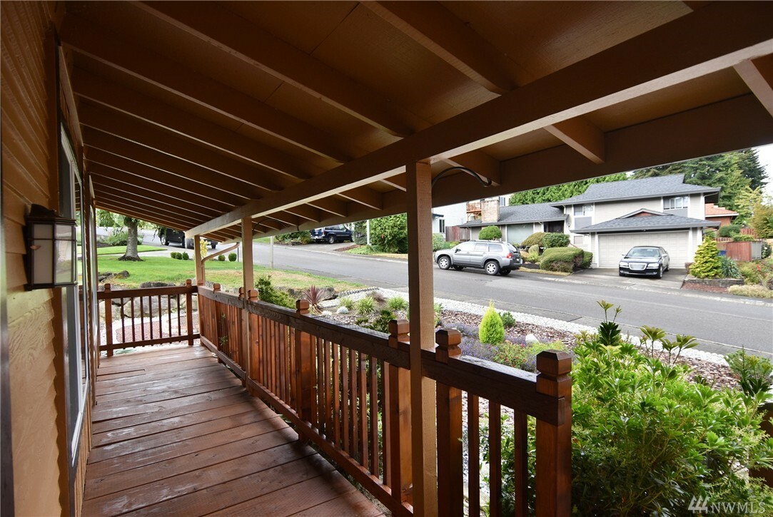 Property Photo:  32722 39th Ave SW  WA 98023 