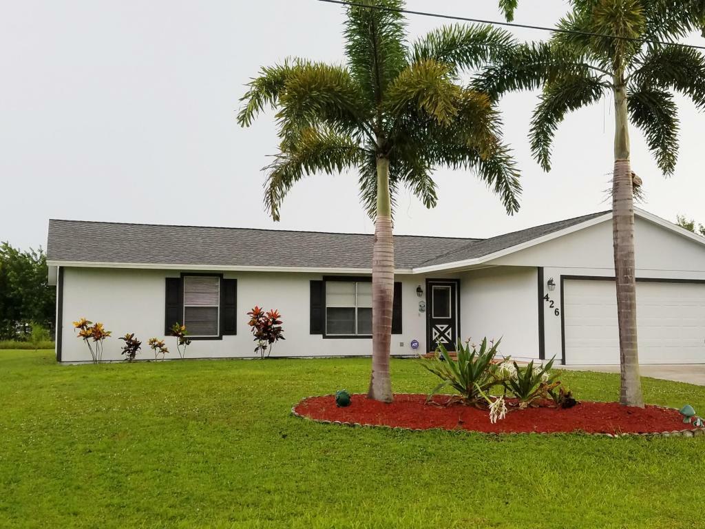 Property Photo:  426 SW Violet Avenue  FL 34983 