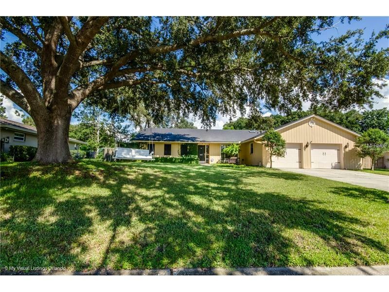 Property Photo: 6823 Bittersweet Lane FL 32819