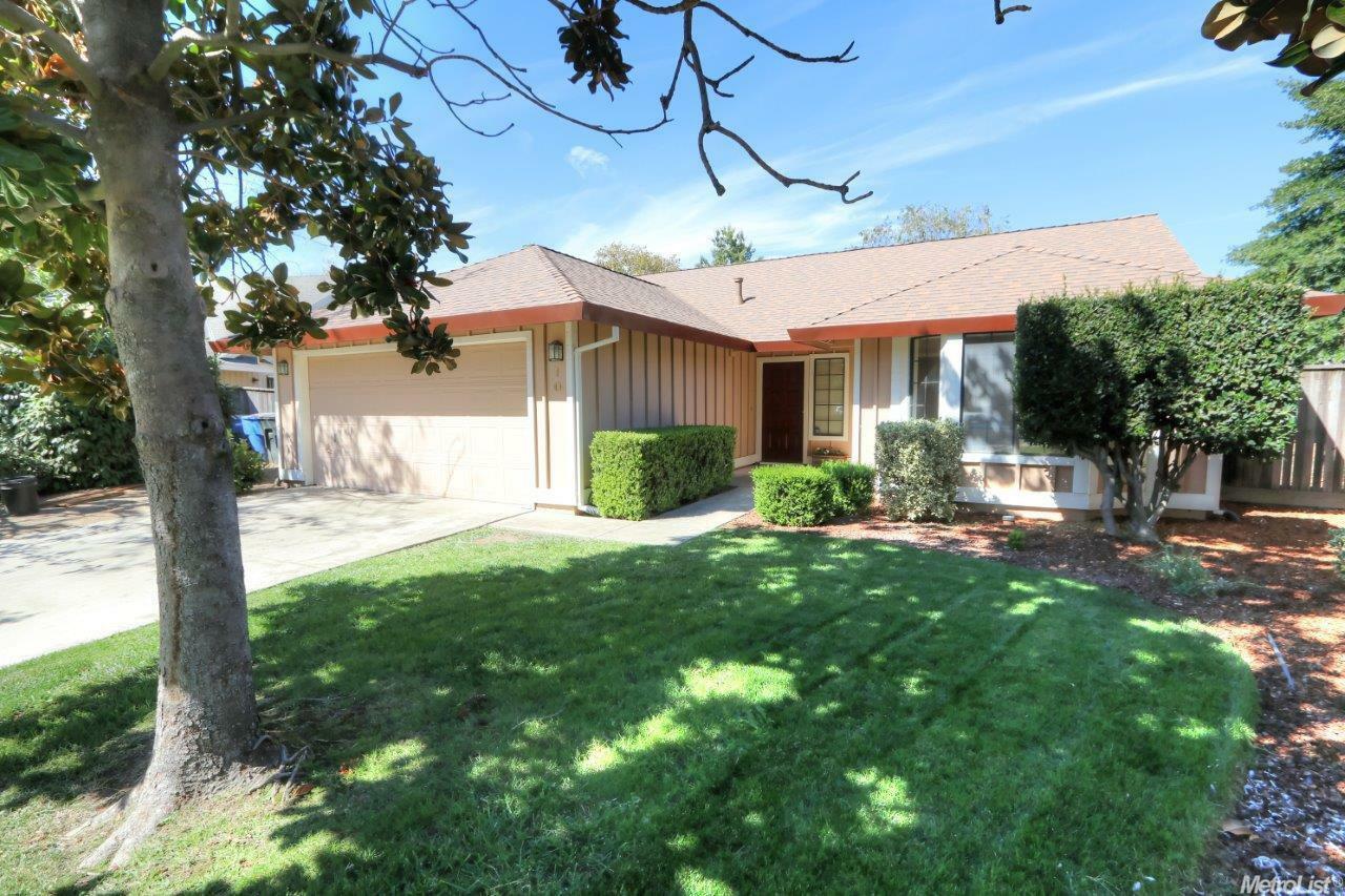 Property Photo: 10 Sea Anchor Court CA 95838