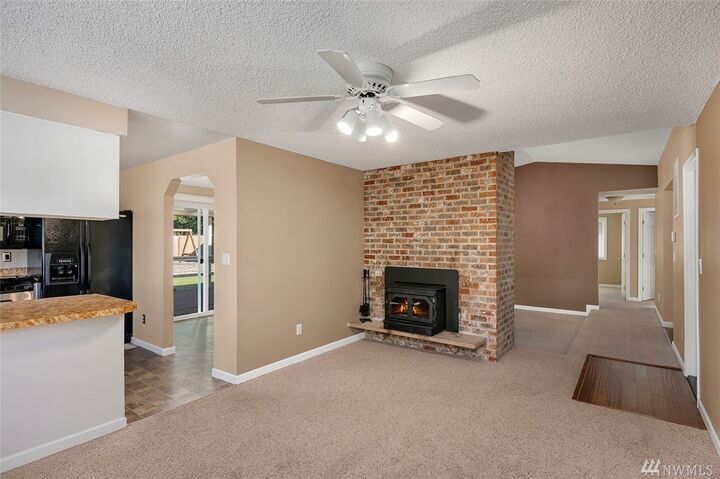 Property Photo:  9315 E B St  WA 98445 