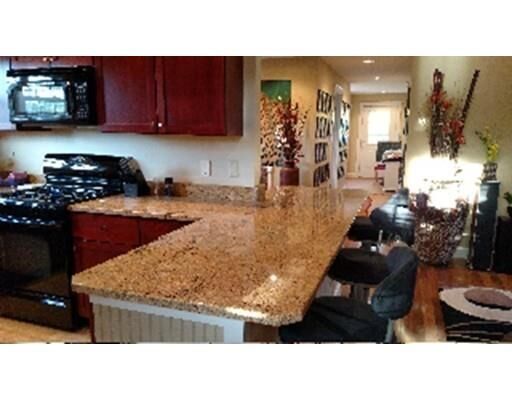 Property Photo:  77 Eastern Avenue 3  MA 01929 