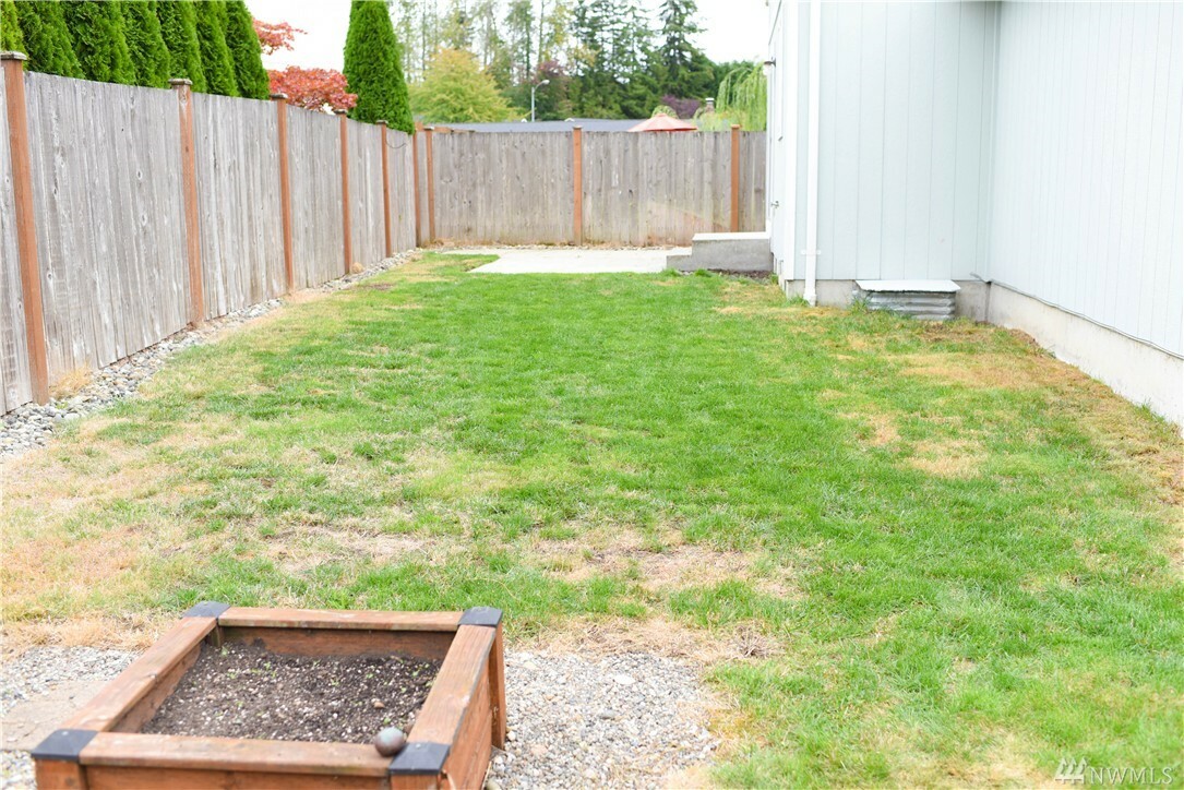 Property Photo:  8601 10th Place NE  WA 98258 