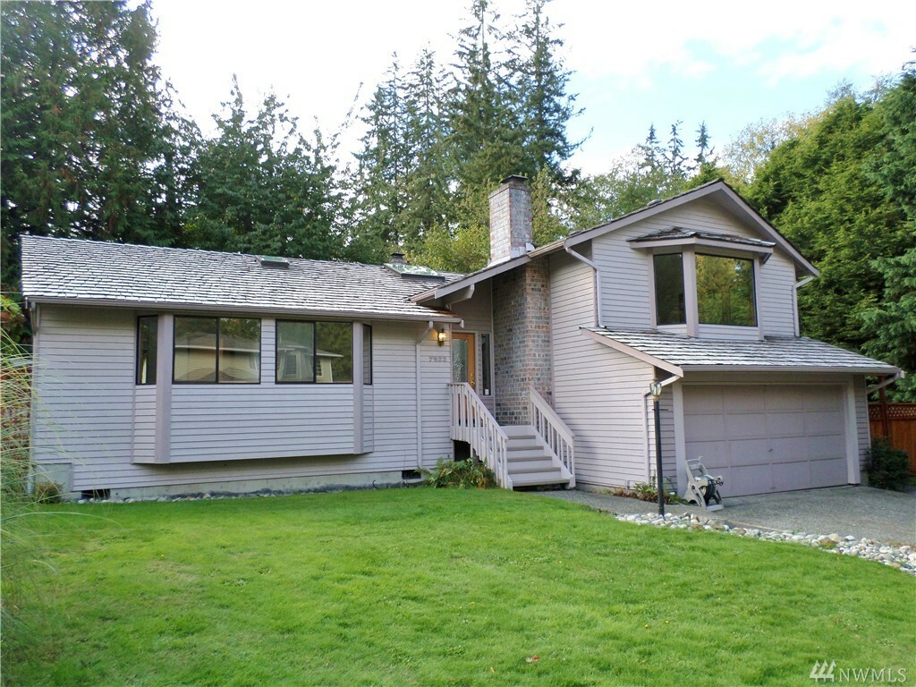 Property Photo:  7522 178th Place SW  WA 98026 