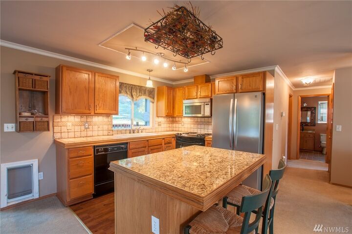 Property Photo:  15507 66th Av Ct NW  WA 98332