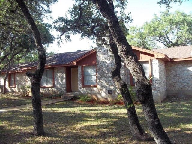 Property Photo: 306 Laurel Hill Road TX 78666