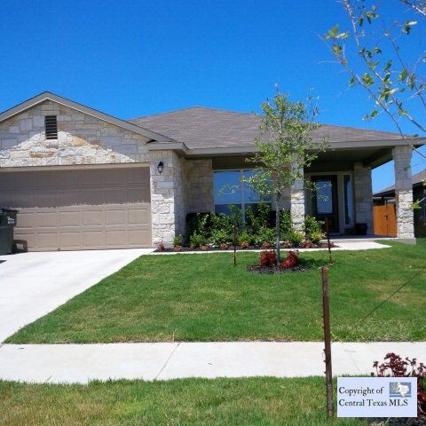 Property Photo: 111 Goldenrod TX 78666