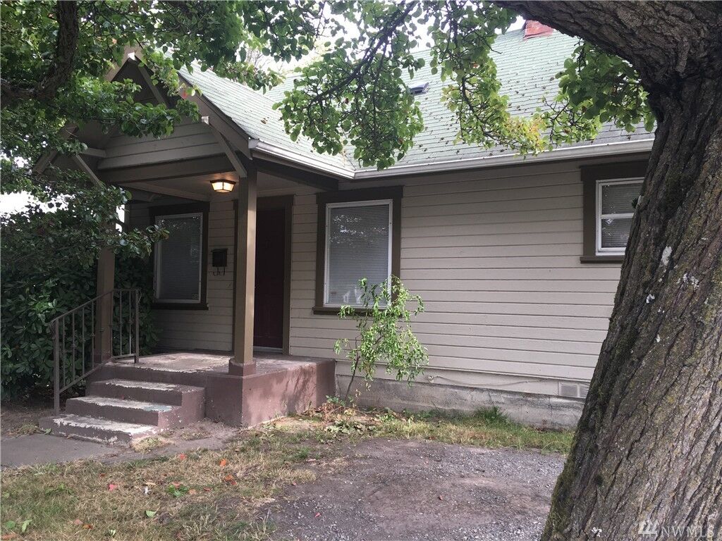 Property Photo: 5507 McKinley Ave WA 98404