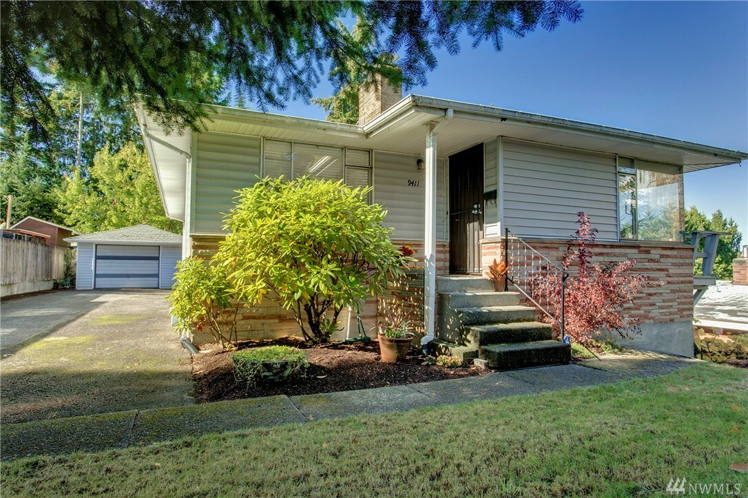 Property Photo: 9411 25th Ave SW WA 98106