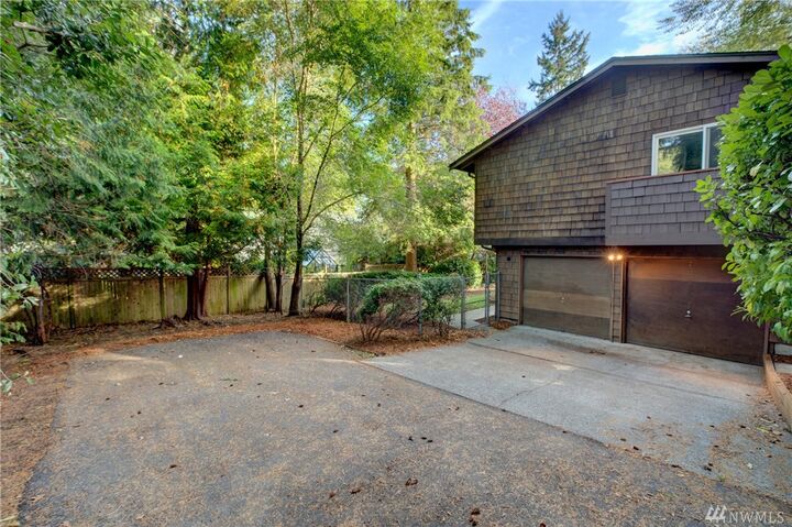 Property Photo:  13722 27th Ave NE  WA 98125 