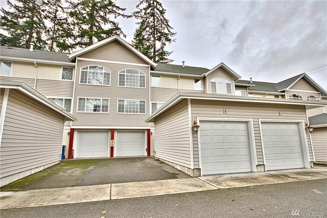 Property Photo:  7818 228th St SW 106  WA 98026 