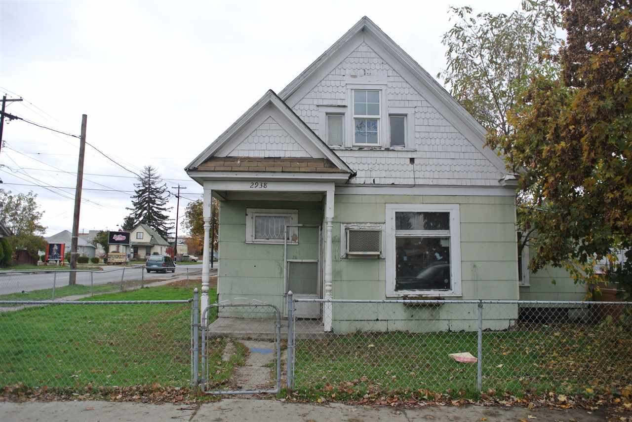 Property Photo: 2938 E Rowan Ave WA 99217
