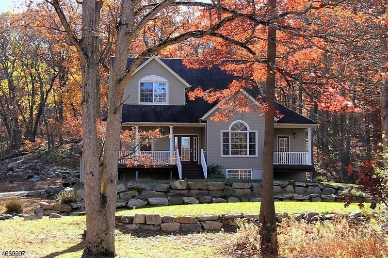 Property Photo:  35 Peach Ln  NJ 07480 
