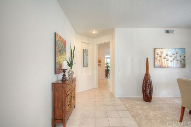 Property Photo:  9 Carriage Lane  CA 92705 