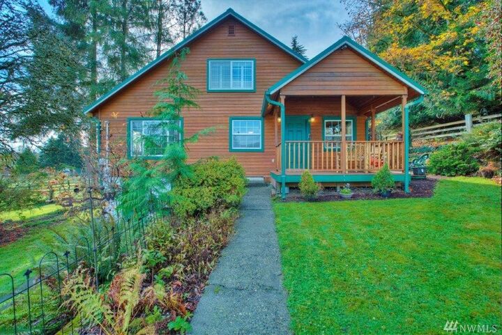 Property Photo:  11919 160th Ave SE  WA 98059 