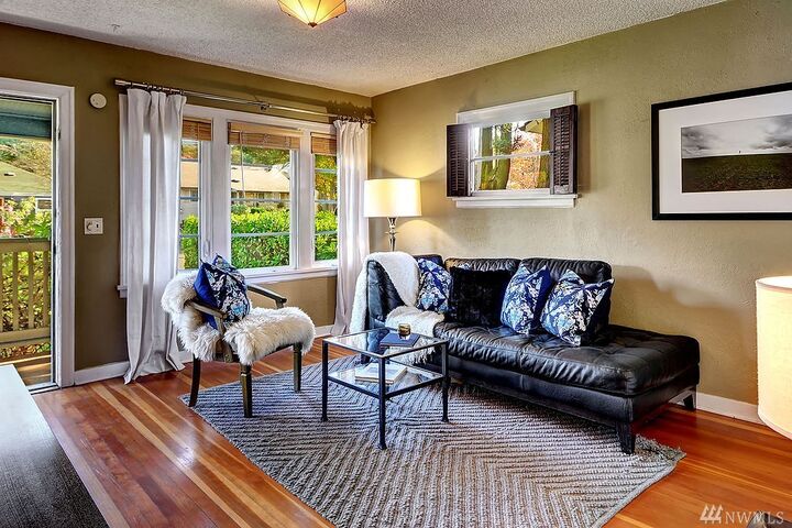 Property Photo:  8137 15th Ave SW  WA 98106 
