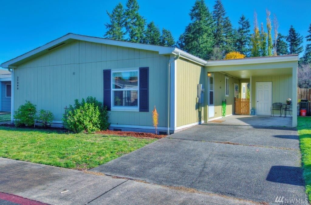 Property Photo: 27440 151st Place SE 129 WA 98042