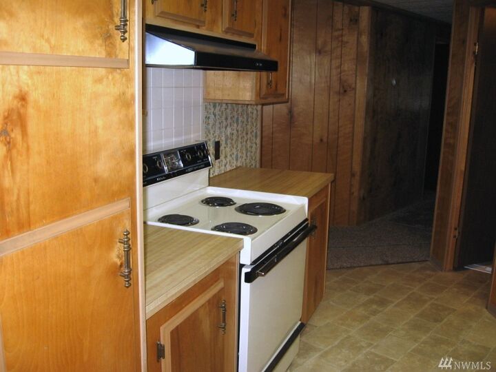 Property Photo:  1 Dancer Dr  WA 98584 