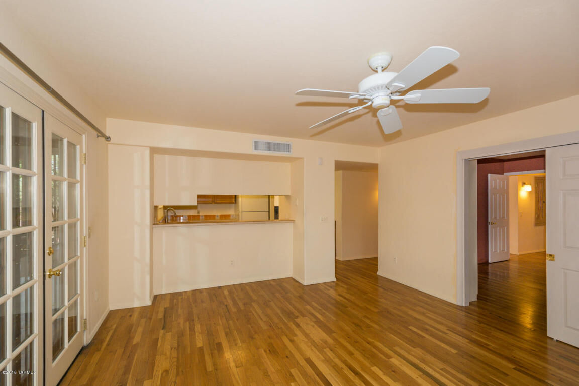 Property Photo: 3082 N Palomino Park Loop AZ 85712