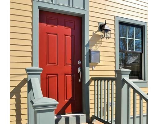 Property Photo:  39 Oxford St Right  MA 02143 