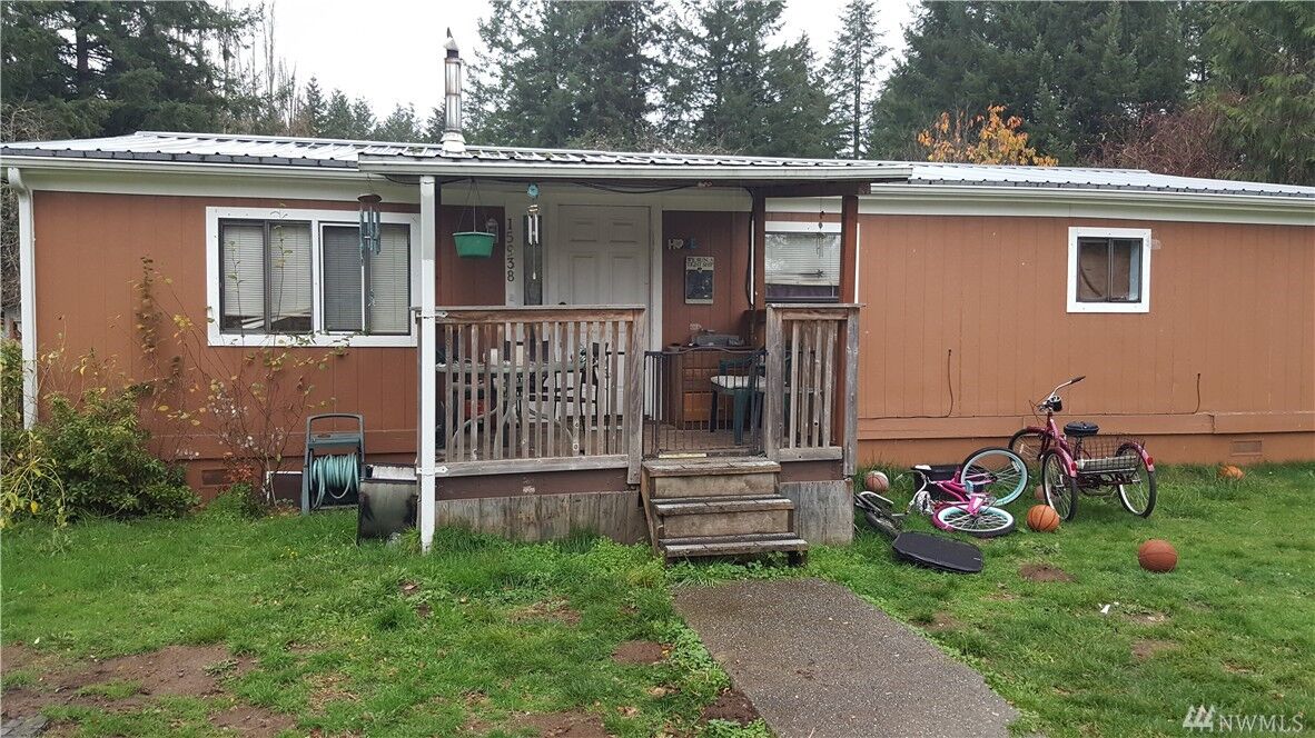 Property Photo:  15938 86th Ave SE  WA 98597 