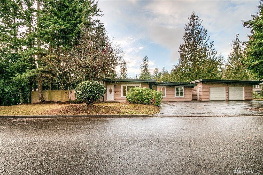 Property Photo:  14424 59th Place W  WA 98026 