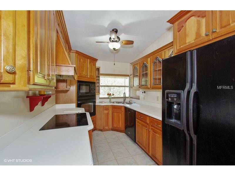 Property Photo:  1810 Ivy Lane  FL 32792 