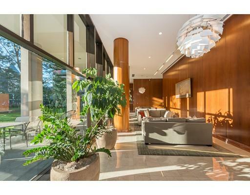 Property Photo: 65 East India Row 20H MA 02110