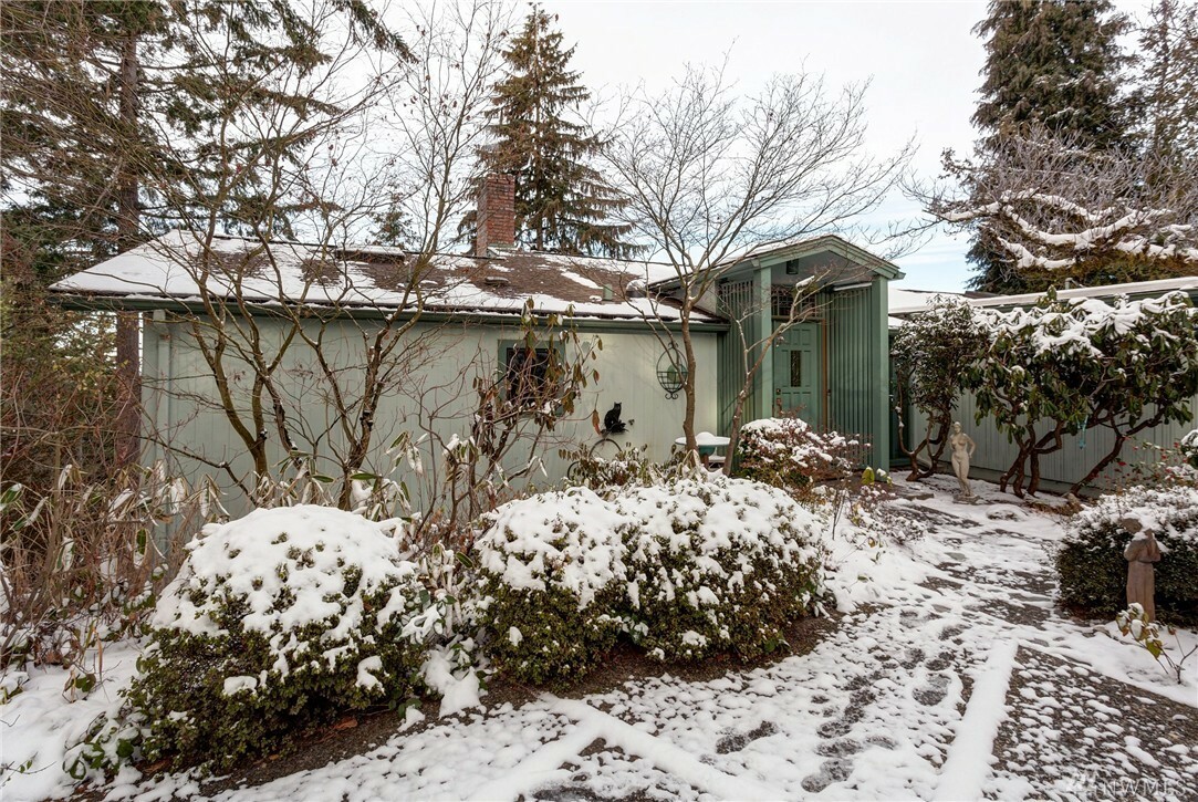 Property Photo: 120 Highland Dr WA 98225