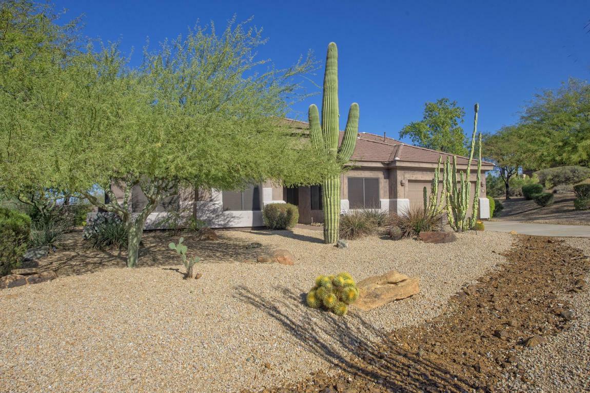 Property Photo:  24 E Sagebrush Drive  AZ 85085 