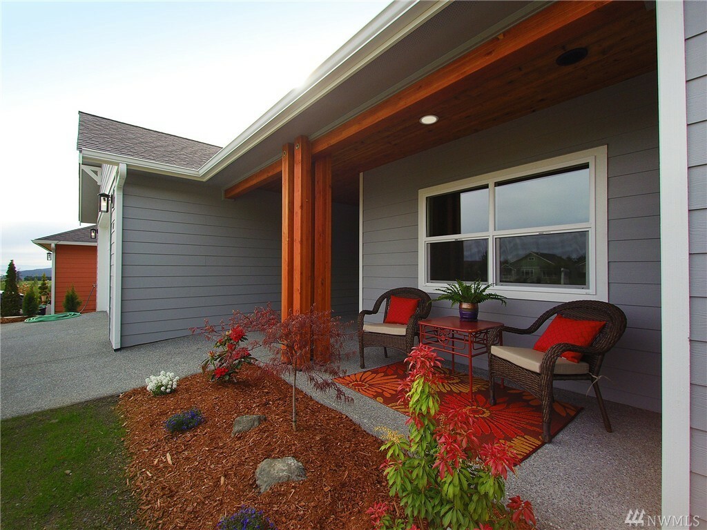 Property Photo:  21 Balsam Ct  WA 98382 