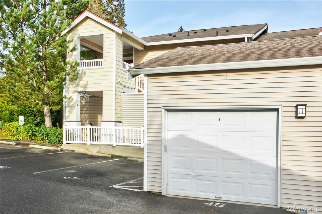 Property Photo:  2932 151st Place SW R101  WA 98087 