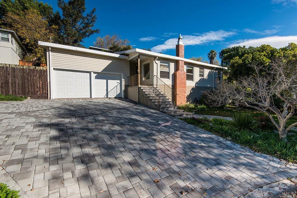 Property Photo:  16 Marion Court  CA 94945 