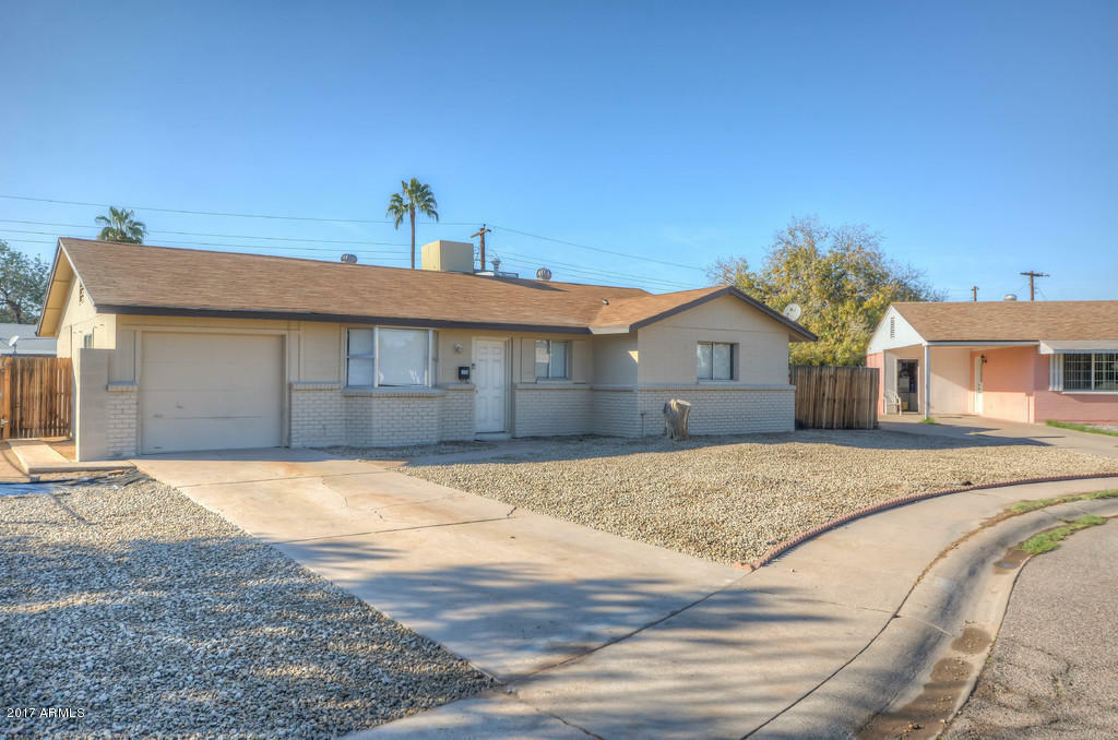 Property Photo:  3818 N 78th Drive  AZ 85033 