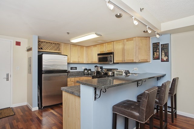 Property Photo: 700 1st St 5B NJ 07030