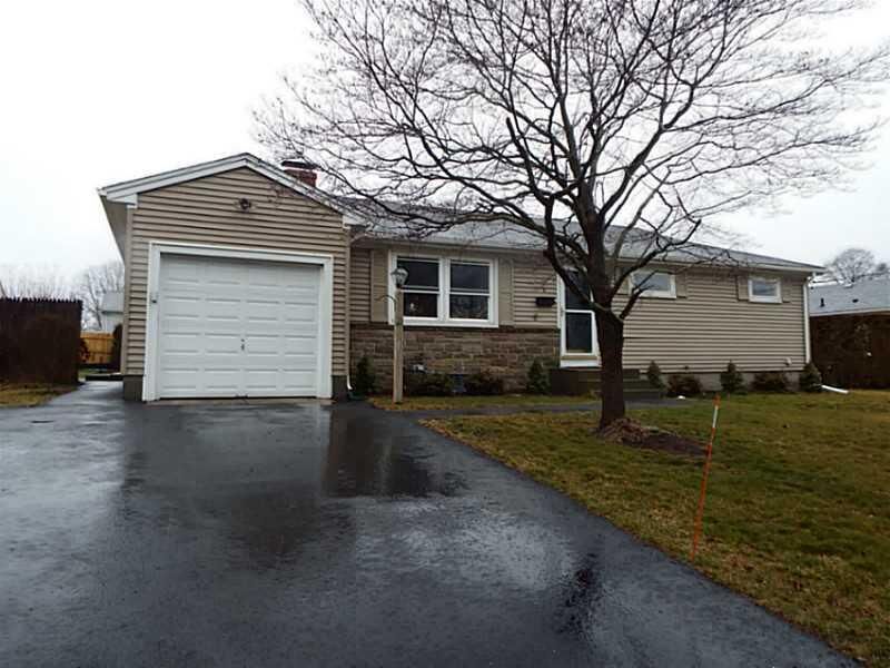 Property Photo:  9 Manning Drive  RI 02915 