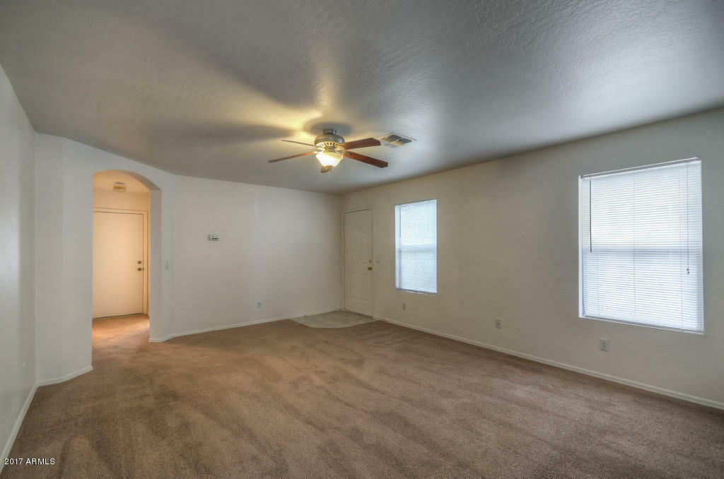 Property Photo:  33424 N Windmill Run  AZ 85144 