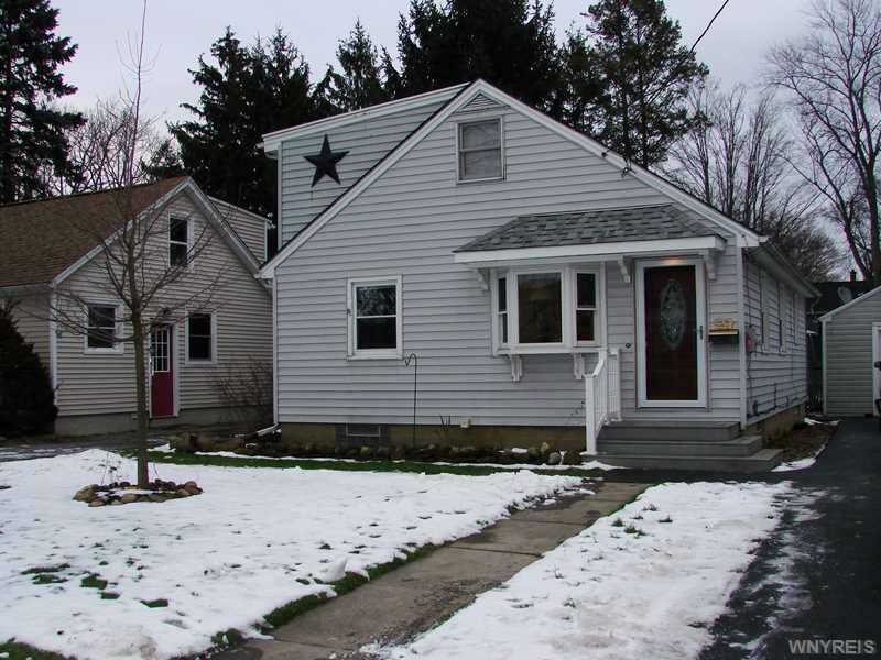 Property Photo: 36 Hamlin Avenue NY 14052