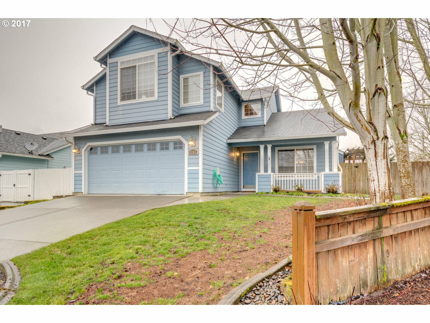 Property Photo:  2102 NW 143rd Cir  WA 98685 