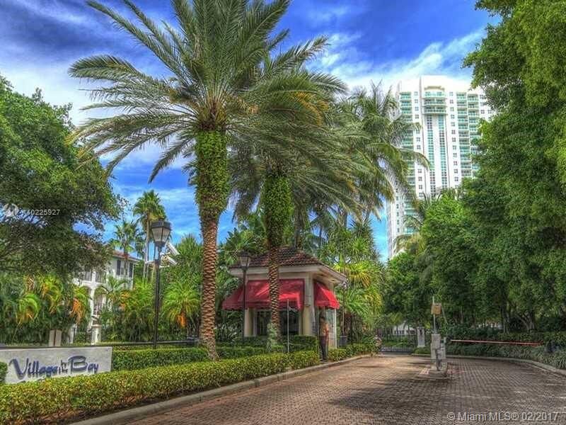 Property Photo: 3225 NE 184th St 10306 FL 33160