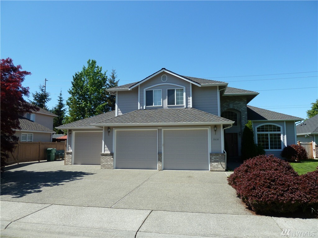 Property Photo: 15030 59th Dr SE WA 98296