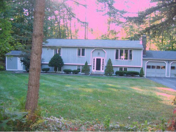 Property Photo: 417 South Baboosic Lake Road NH 03054