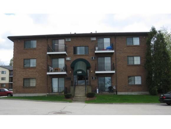 Property Photo:  136 Mammoth Road, Unit 7  NH 03106 