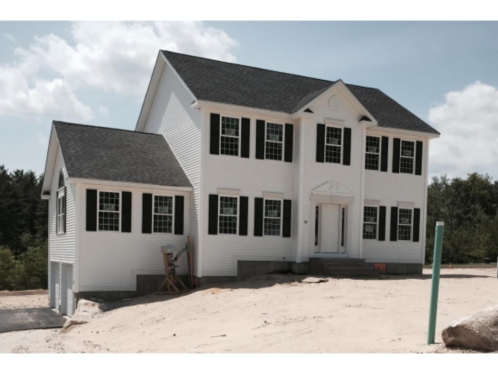 Property Photo:  35 Hunter Mll Way  NH 03053 