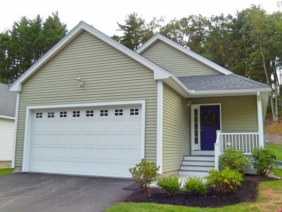 Property Photo: 39 Hollow Ridge Drive NH 03062
