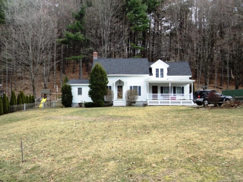 Property Photo:  115 North Lincoln  NH 03431 